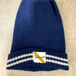 Tracksmith merino hat - never worn!